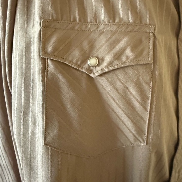 Wrangler snap button shirt • Men’s XL - Picture 5 of 7